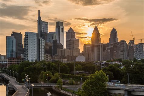 Philadelphia Skyline At Sunrise R Philadelphia