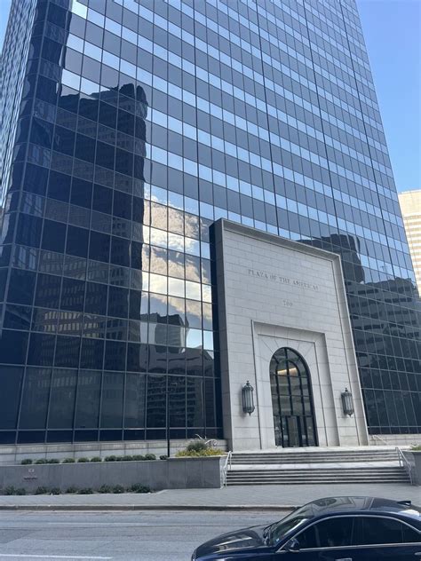 Plaza Of The Americas Updated September 2025 49 Photos 28 Reviews 600 N Pearl St Dallas Texas Landmarks Historical Buildings Phone Number Yelp