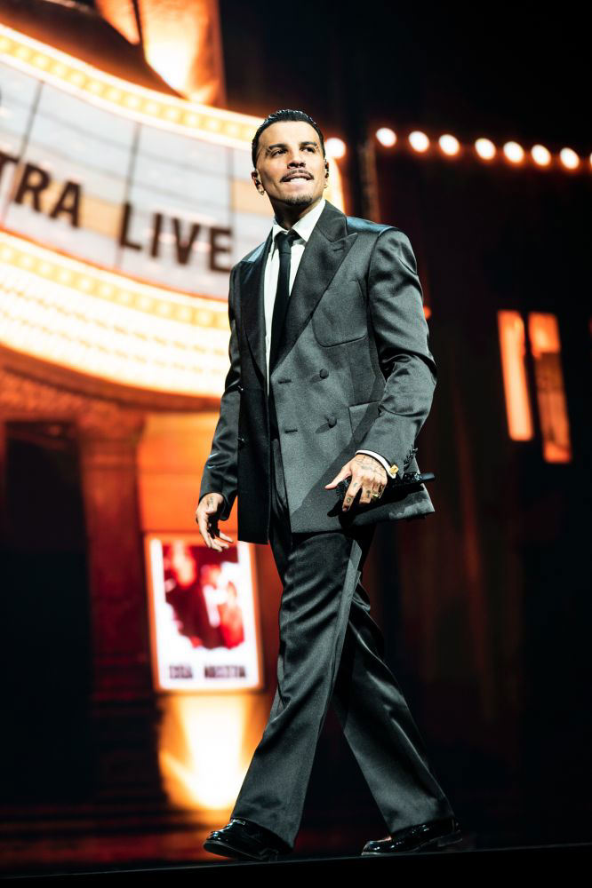 Rauw Alejandro Proves He S Reggaeton S Next Superstar At Sold Out Eagles Ballroom Show In Milwaukee Rauw Alejandro Proves He S Reggaeton S Next Superstar At Sold Out Eagles Ballroom Show In Milwaukee