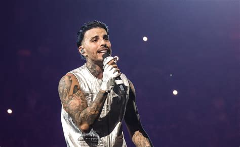 Rauw Alejandro Sings Drake Selena And Tattoo In A Game Of Song Association Rauw Alejandro Sings Drake Selena And Tattoo In A Game Of Song Association