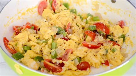 Revoltillo De Huevos Video Recipe Scrambled Eggs Revoltillo De Huevos Video Recipe Scrambled Eggs