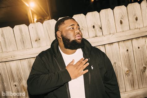 Rod Wave The Soulful Fusion Of Rap And R B Electrified A Nearly Full Little Caesars Arena In Detroit With His Performance On Wednesday Night Part Of His Last Lap Tour The 26 Year Old