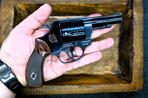 Roscoe In The Waistband Review Of Heritage Amp 39 S 5 Shot 38 Special Guns Com