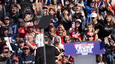 Scenes From Trump Rally In New Mexico Ahead Of Election Day