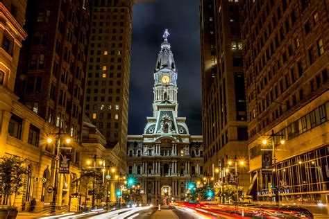 Sightseeing 15 Most Iconic Philadelphia Buildings