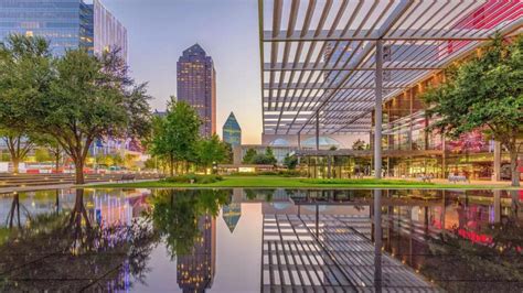 The Best Times To Visit Dallas According To Locals