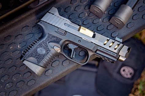 The Modern Era Of Compensated Carry Is Here Introducing The Fn 509 Cc Edge Soldier Systems The Modern Era Of Compensated Carry Is Here Introducing The Fn 509 Cc Edge Soldier Systems