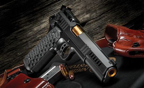 Tips Tricks How To Easily Clean Your 1911 Pistol The Shooter S Log