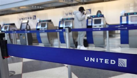 United Adding 1 000 Jobs In Local Hiring Binge Chicago Sun Times