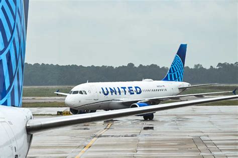 United Airlines Grounds Flights Due To Computer Problems Npr United Airlines Grounds Flights Due To Computer Problems Npr