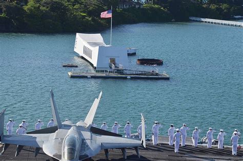 Uss Nimitz Visits Oahu As 6 Month Pacific Deployment Ends Honolulu Star Advertiser