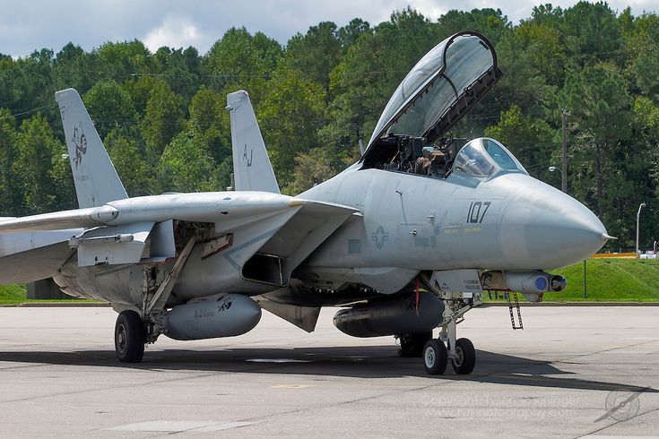 Vf101 F14a At Oceana August 26 1977 F14 Tomcat United States Armed Forces Us Air Force Vf101 F14a At Oceana August 26 1977 F14 Tomcat United States Armed Forces Us Air Force