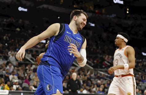 Watch Dallas Mavericks: How to Stream and Stay Updated on Game Action