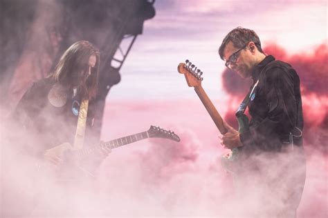 Weezer Boston Concert Review Td Garden Was A Rockin Weezer Boston Concert Review Td Garden Was A Rockin