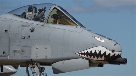 Why The U S Air Force Wants To Retire The Legendary A 10 Warthog