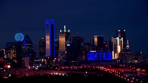 Why Was The Dallas Skyline Blue Here S When And How Downtown Lights Up